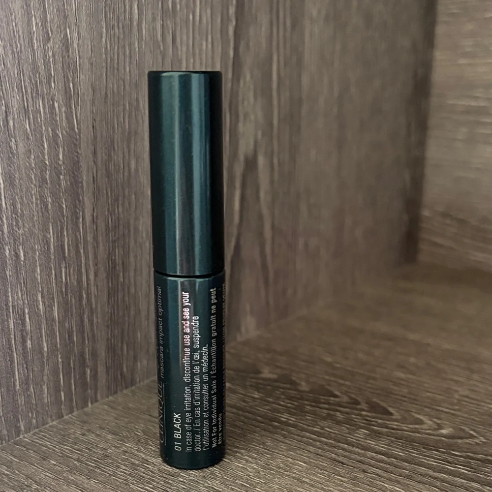 ❤️$3 NWT Clinique High Impact Mascara in Black 3.5ml